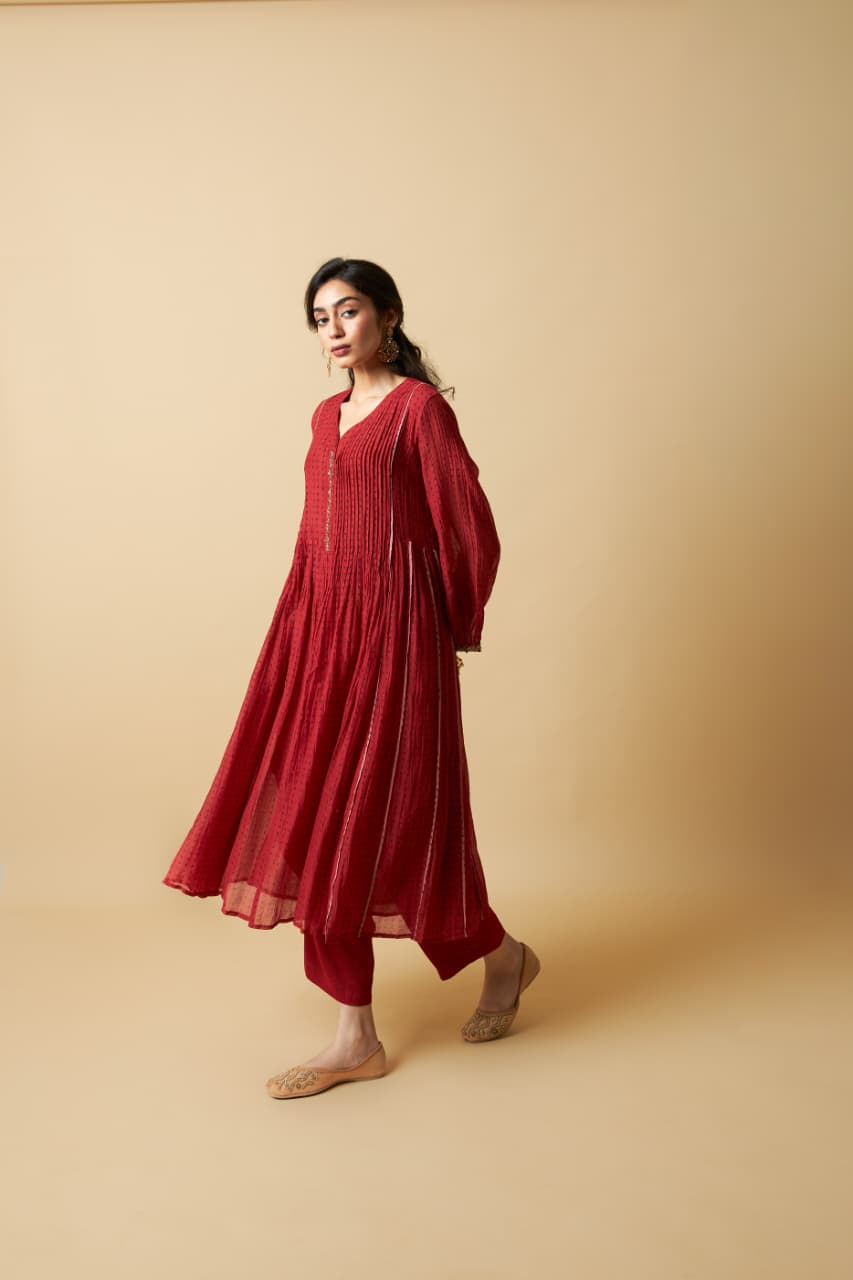 LAAL GULAL EMBROIDERED KURTA SET