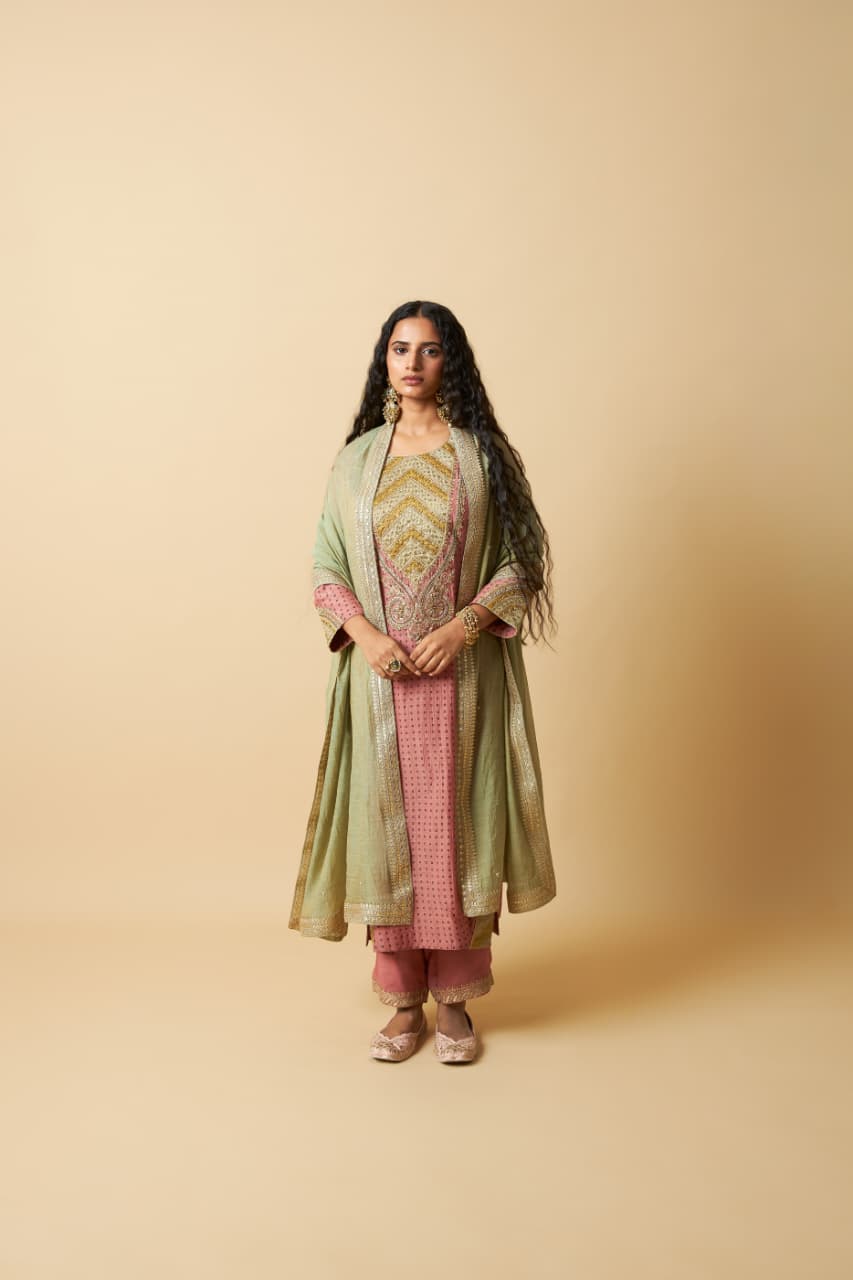GULABI GHOOMAR EMBROIDERED KURTA SET