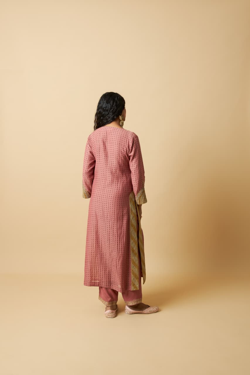 GULABI GHOOMAR EMBROIDERED KURTA SET