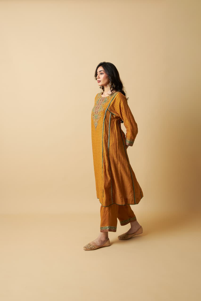 PEELI PATAKA EMBROIDERED KURTA SET
