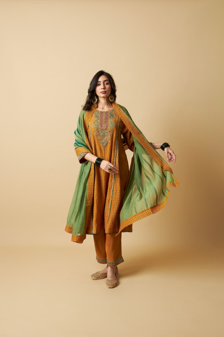 PEELI PATAKA EMBROIDERED KURTA SET