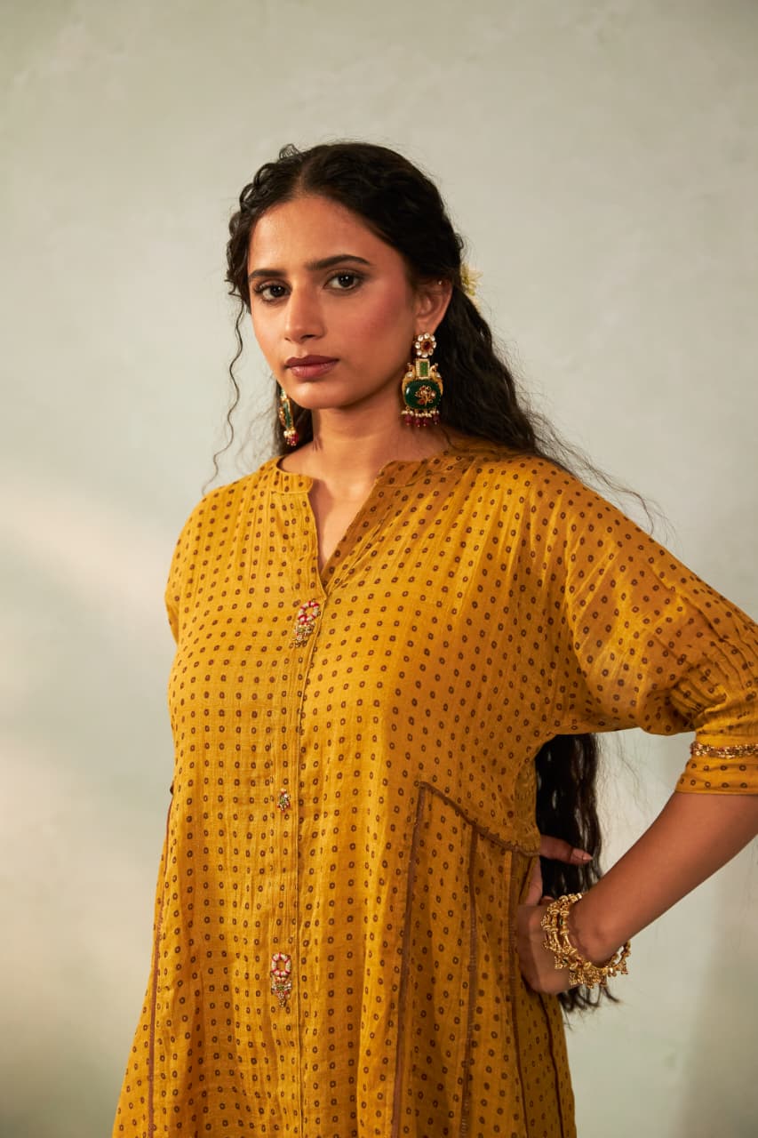 SUNEHRI ADAA EMBROIDERED CO-ORD SET