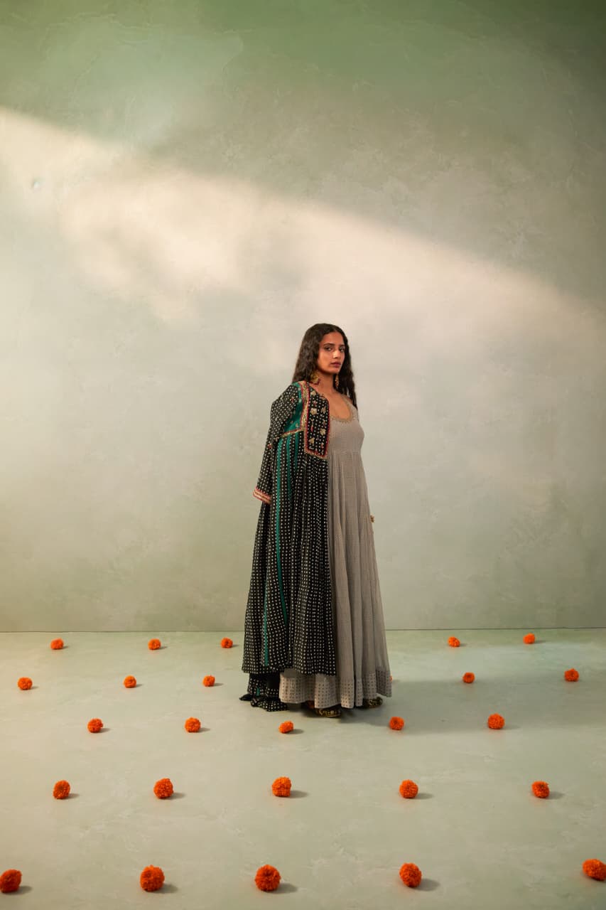 CHAAND RAAT EMBROIDERED KURTA SET