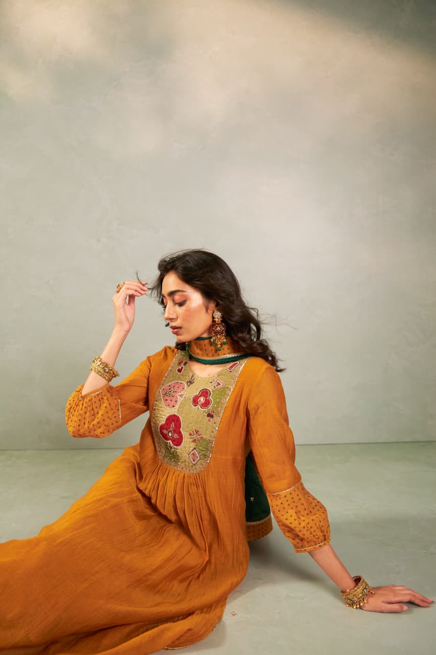 GENDA PHOOL EMBROIDERED KURTA SET