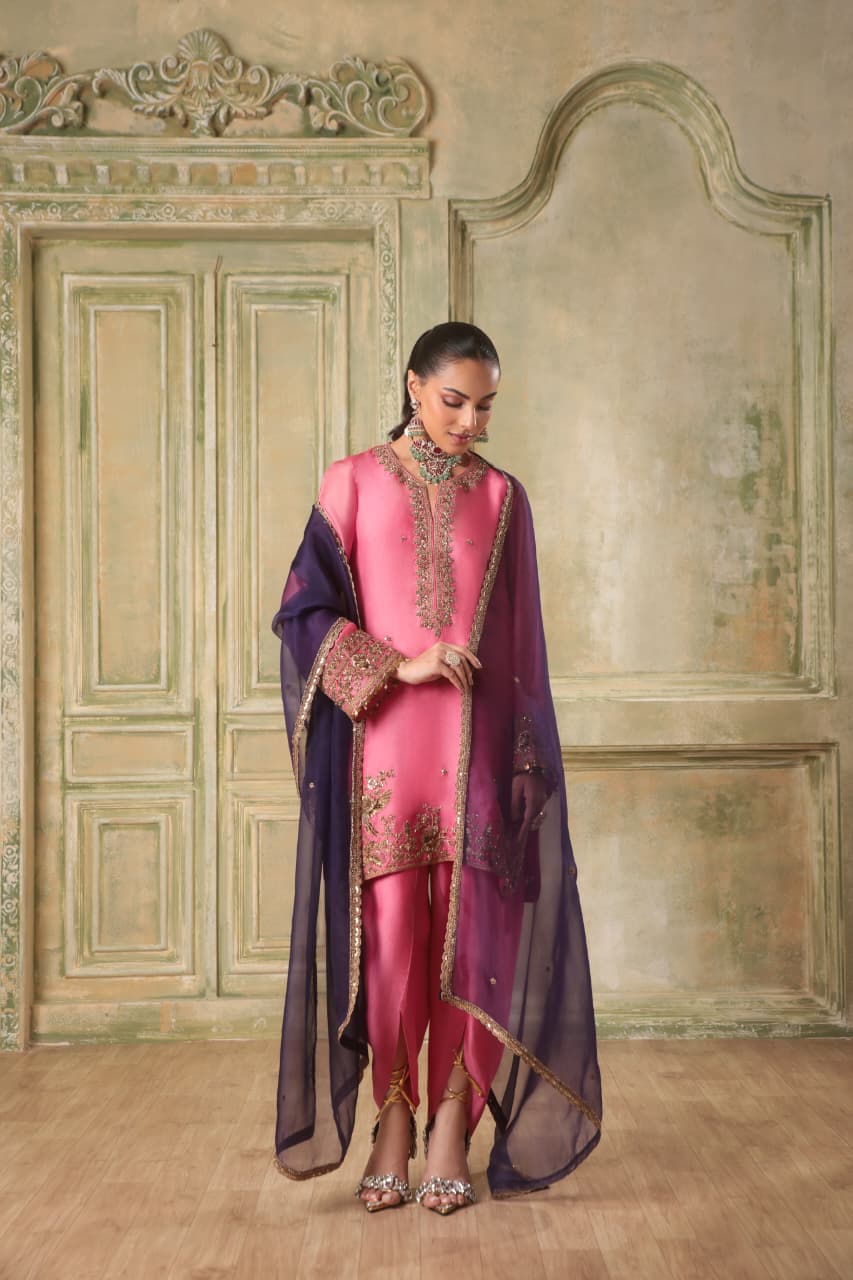 ZAR-RANG PINK HEAVY SHORT KURTA SET
